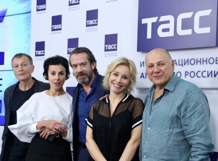 http://www.teatral-online.ru/i/ph/xl/xl_20191209144440.jpg